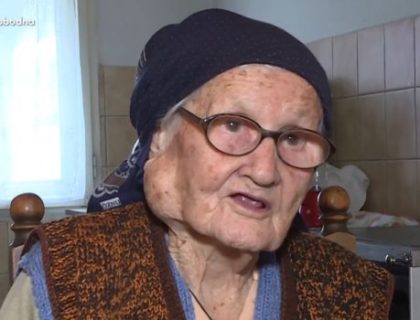 Baka Stana ima 100 punih godina: Ona čita, hekla i plete. Ima devetoro dece, 19 unuka i 20 praunuka