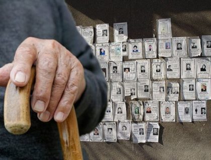 Neobičan hobi dekice iz Bosne: Sakuplja umrlice, a razlog je veoma dirljiv