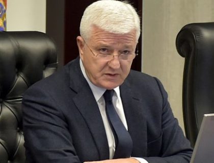 Premijer najavio rast plata i penzija do 2020.