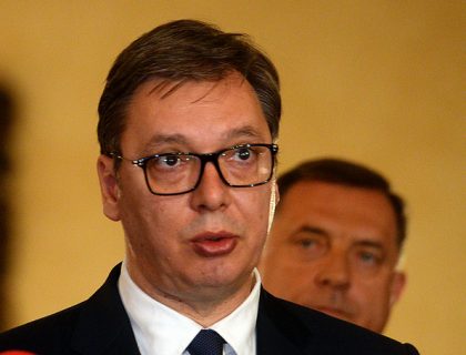 VUČIĆ O MMF U SRBIJI “Posebna tema bile su plate i penzije”
