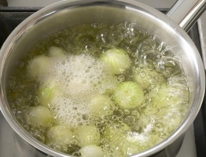 Baka (75) puca od zdravlja: Pijem ovo i imam pritisak i šećer bolji nego omladina! (RECEPT)