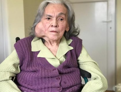 POGLEDAJTE OVU ŽENU: Njen muž je kuvao za Tita, a sad joj OTIMAJU STAN! Njena životna priča je preteška