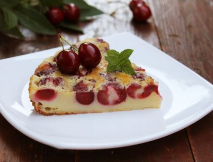 Klafuti neodoljivi krem tart sa trešnjama