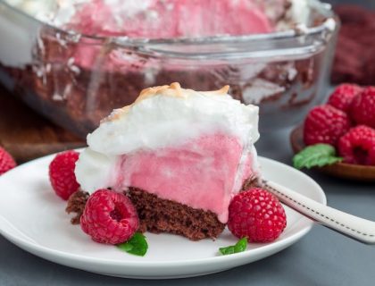 Torta od šlaga i malina gotova za 10 minuta