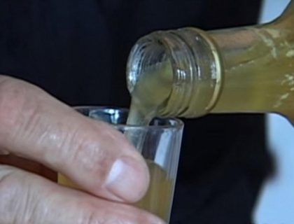 Dva puta izlečio rak, sad puca od zdravlja: Božo (62) otkriva recept od dva sastojka! (VIDEO)