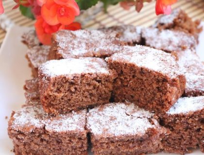 Kakao kocke: Lagani kolač koji lako zasladi dan! (RECEPT)
