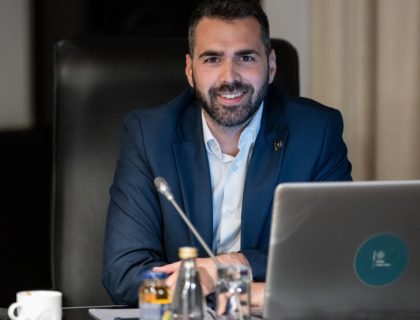 Krvavac: Plate i penzije veće, cijene niže