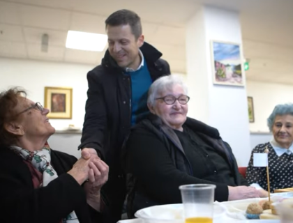 Mujović: Od septembra besplatan prevoz za penzionere