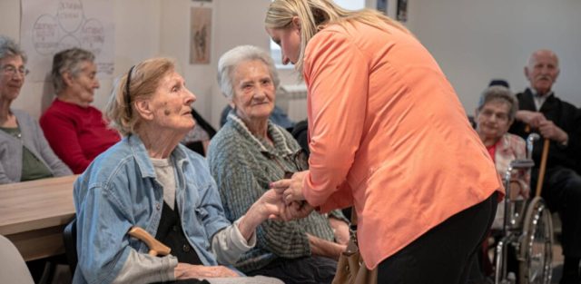 Lalatović Žižić posjetila Dom starih: Uvijek ćemo imati sluha za potrebe naših starijih sugrađana