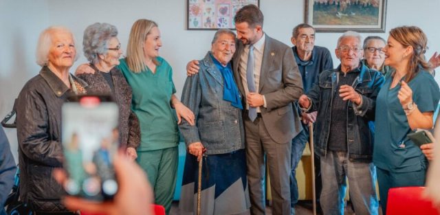 Milatović u Domu starih Podgorica: Starost mora biti sigurna i dostojanstvena