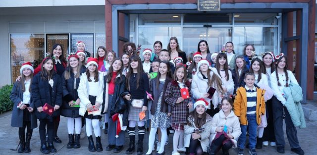 Jakšić Stojanović i učenici OŠ “Pavle Rovinski” posjetili Dom starih u Podgorici