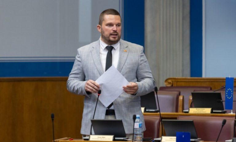 Mikić: Da je prihvaćen predlog URE, svaki penzioner bi dobio 40 eura više