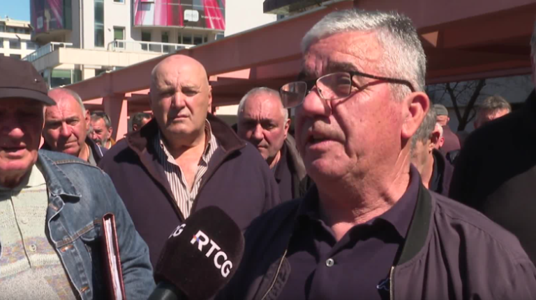 Penzioneri KAP-a isplatu novca traže do kraja godine